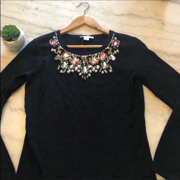 Justin Laurent Embellished Neck Top - Picture 4 of 9